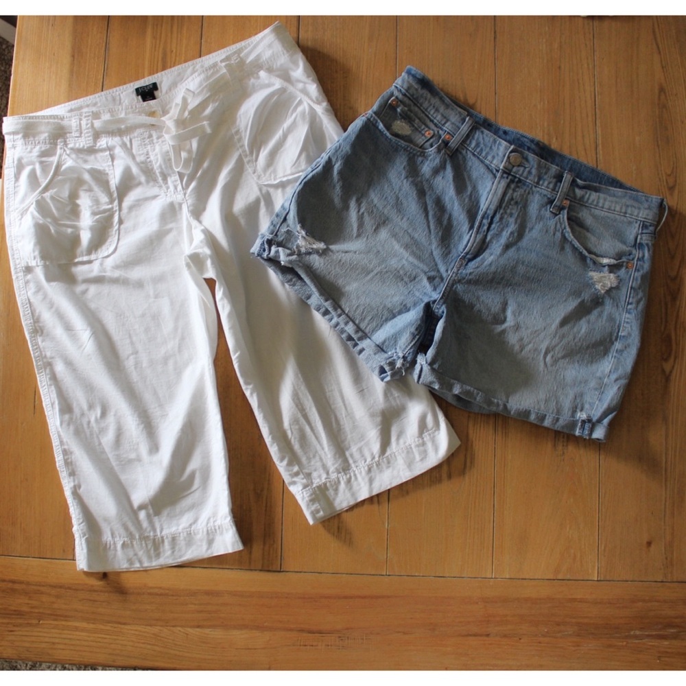 J.Crew and Gap Women’s (2) Piece Shorts Bundle 12 / 31